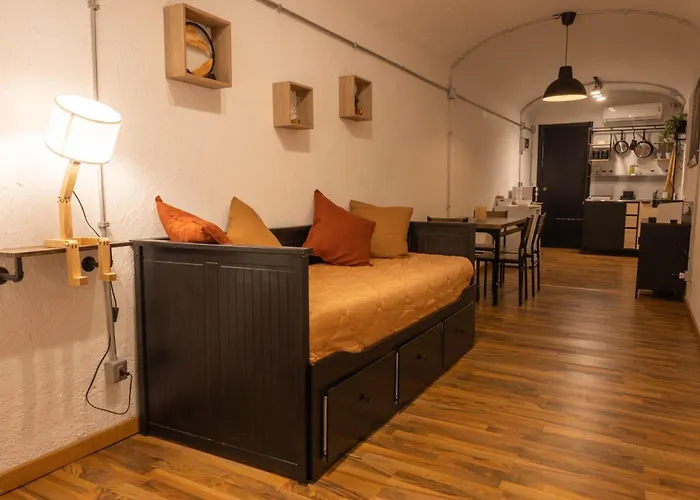Domus Monti *