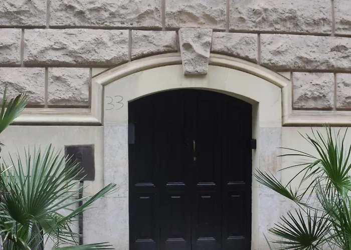 Domus Monti *